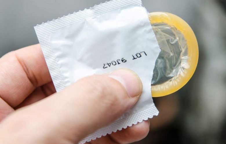 coloca el preservativo correctamente