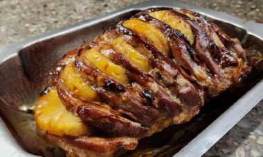 carne con frutas