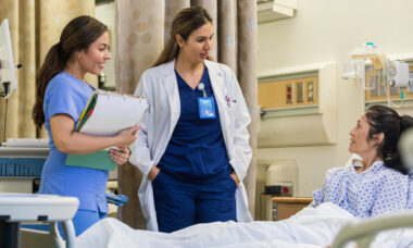 doctores en una emergencia