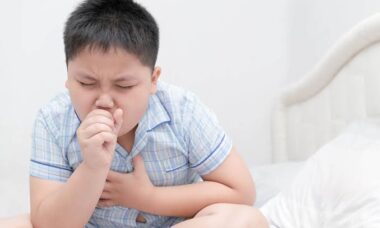 niño con tos